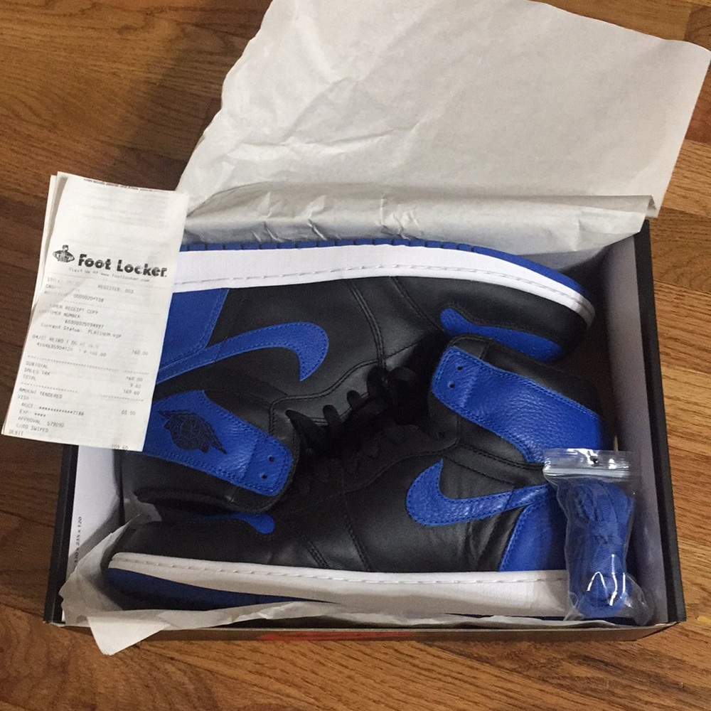 Jordan royal 1s